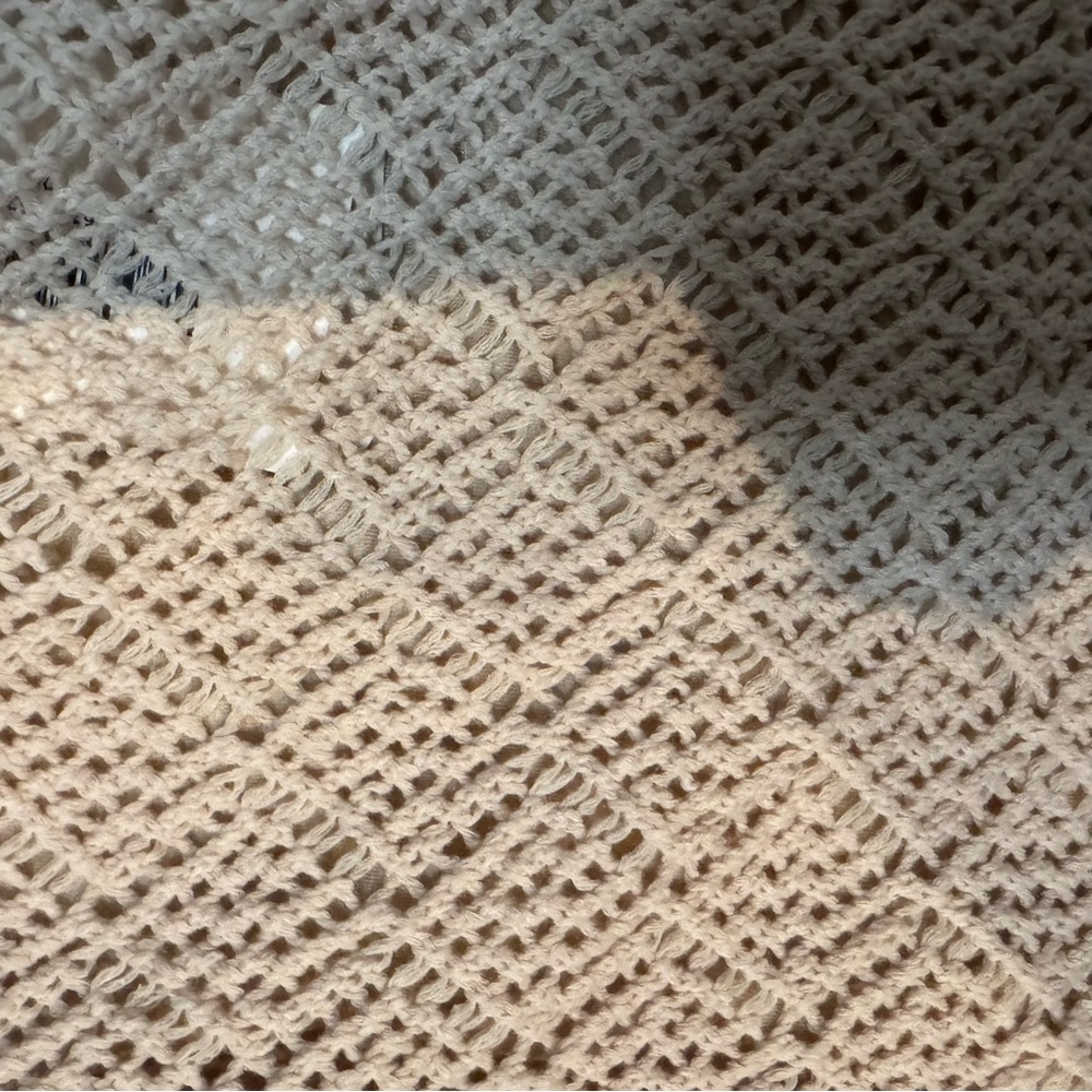 Weekend Cream Crochet Sleeveless Top - Picture 5 of 5